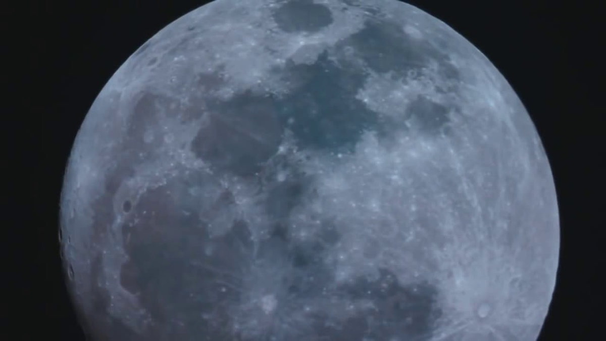 Луна голограмма. Луна голограмма доказательства. Луна ненастоящая. Голограмма Луны фото. Фальшивая луна все главы