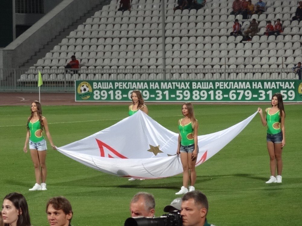 Любой инфоповод, шоу, событие или противодействие, можно использовать как площадку для продвижения своего предложения. Это может быть хоть сайт, хоть сериал, хоть футбольный матч.