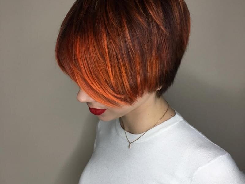 Стрижка боб на короткие волосы- отличный способ показать свою женственность и в то же время дерзость