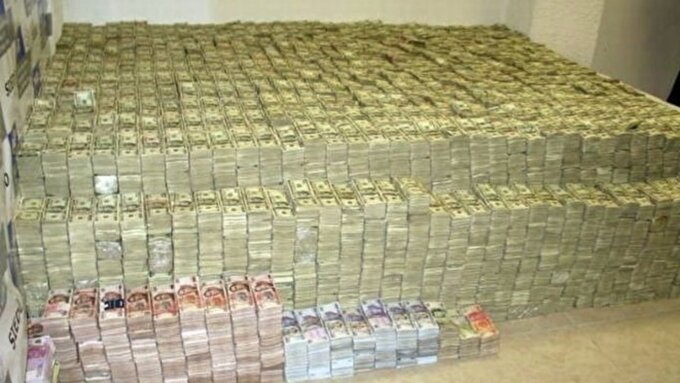 Фото из квартиры экс-полковника