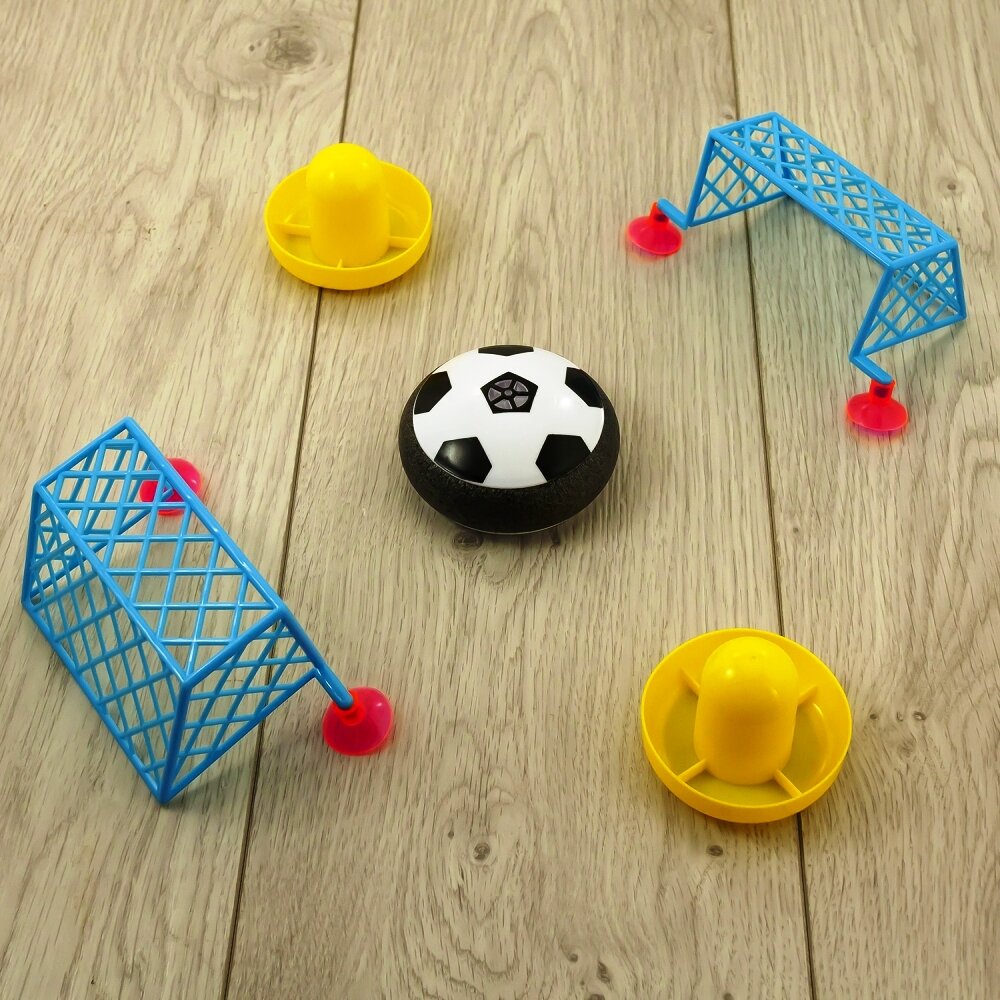 Настольный аэрофутбол.