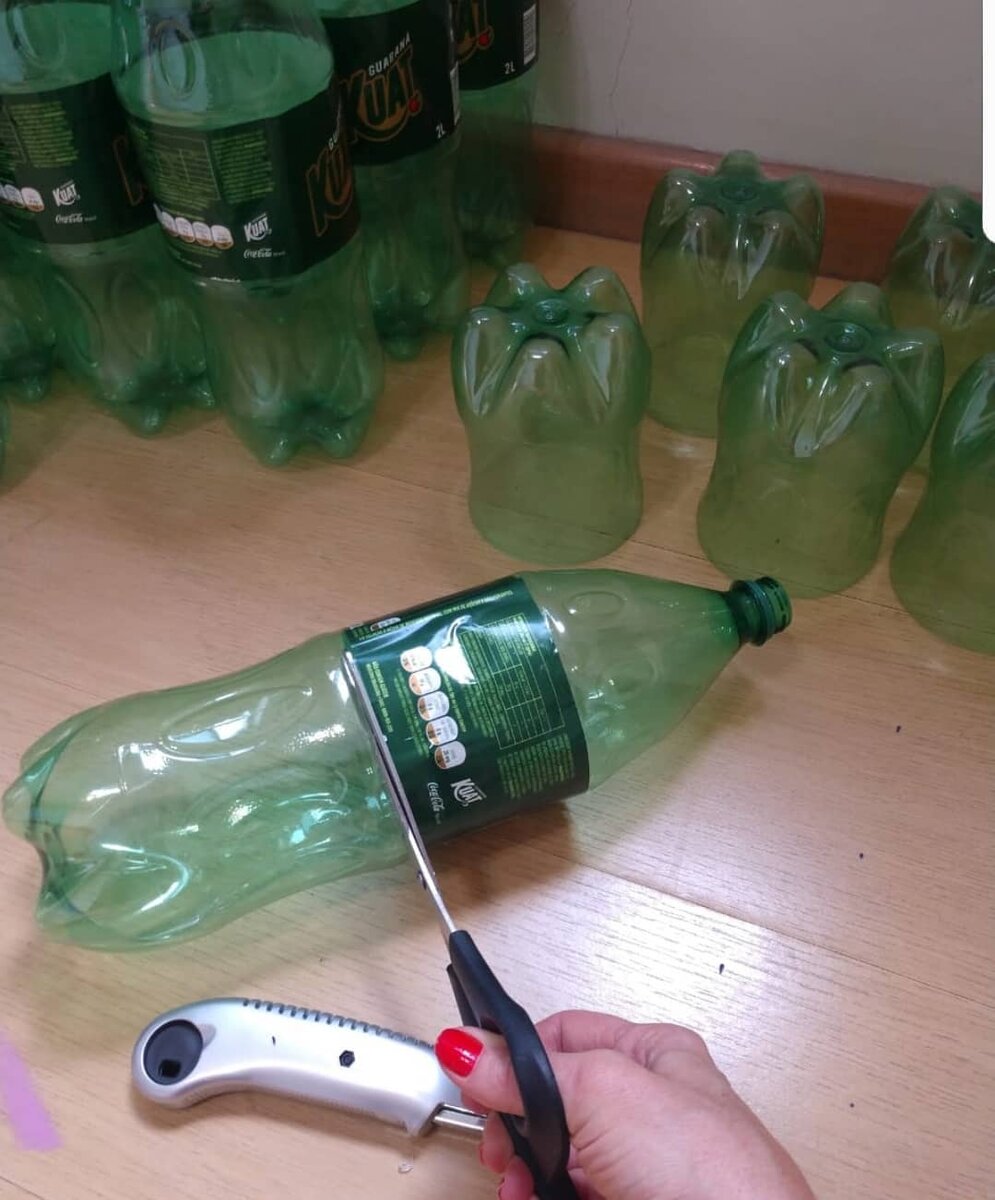 Елка из пластиковых бутылок мастер класс
