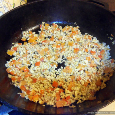 Как приготовить диетическую закуску из кальмаров