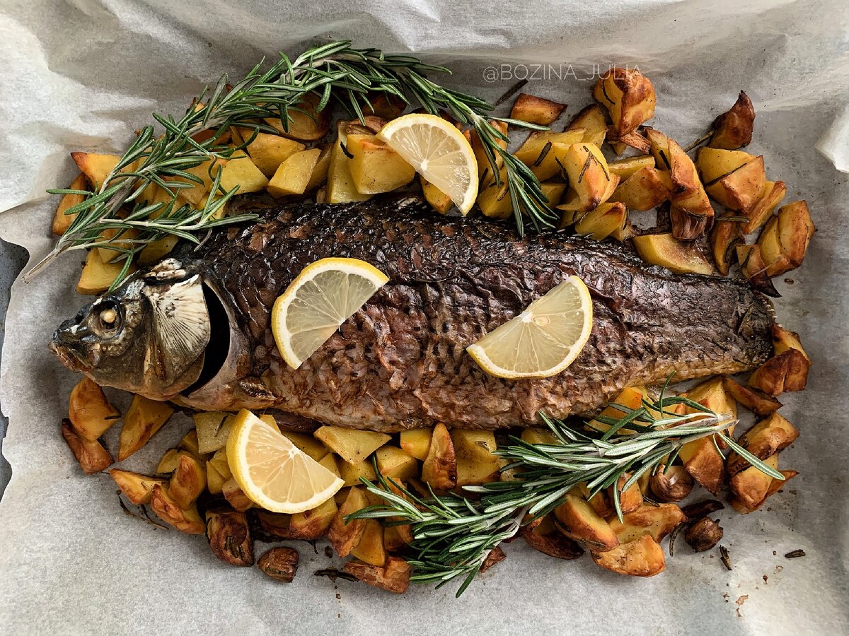 запечь рыбу в духовке целиком рецепты простые и вкусные рецепты фото | Дзен