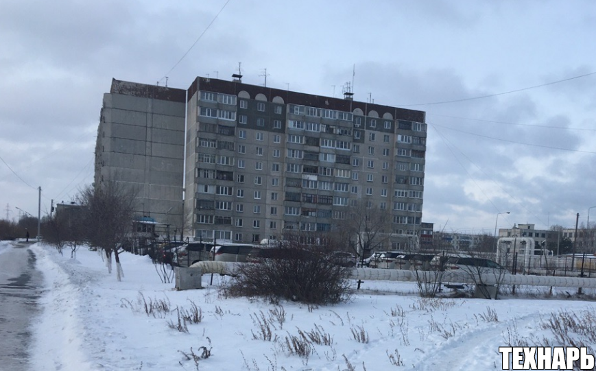Незамысловатая стоянка моего района.