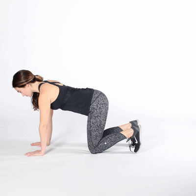 Махи ногами назад