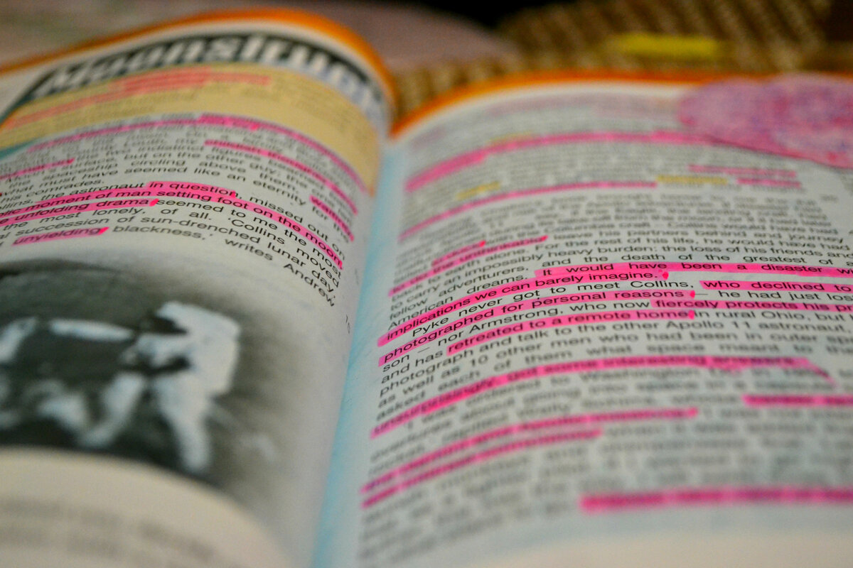 Количество полезных фраз на квадратный сантиметр. Один из текстов в моем учебник