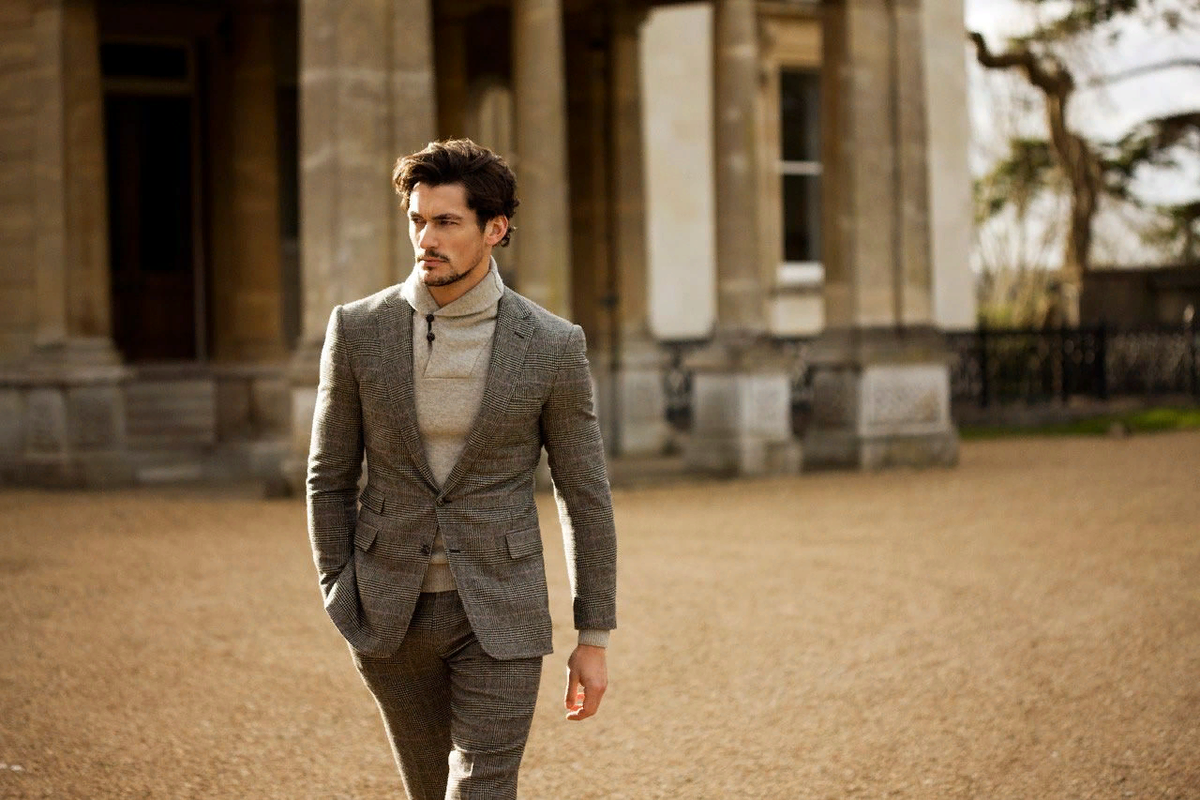 Мужская одежда david. Дэвид Ганди модель. David Gandy пальто. David Gandy 2023. Дэвид Ганди в костюме.