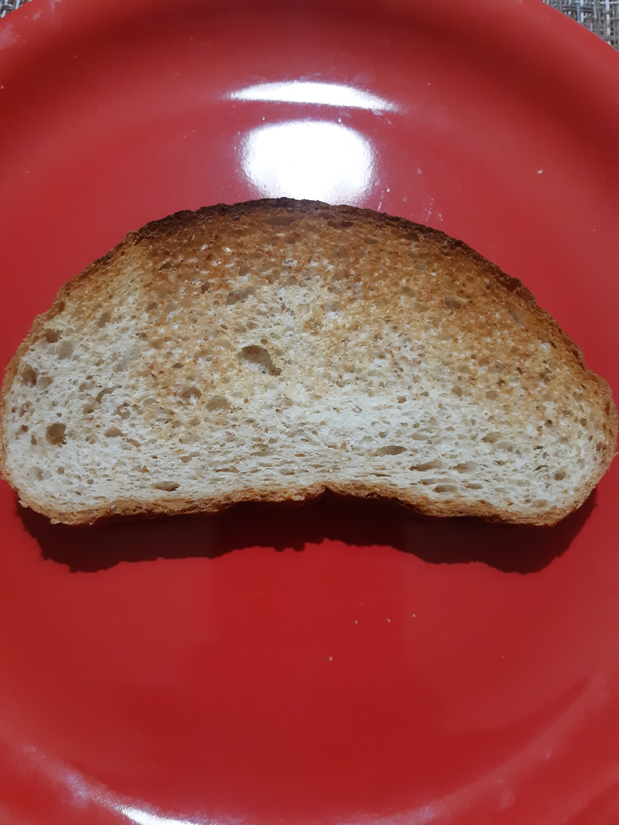 Подогреваем хлеб в тостере