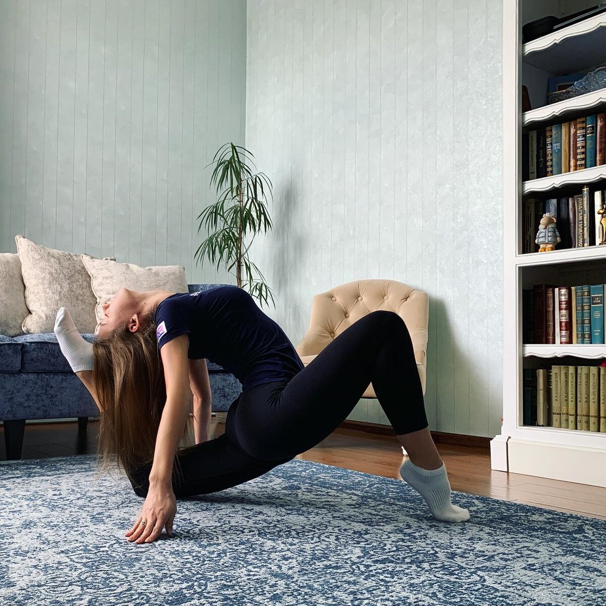 Светлана Суханова, основатель онлайн-школы Stretch Body, профессиональный тренер, эксперт по стретчингу. Inst: @svetlana_395