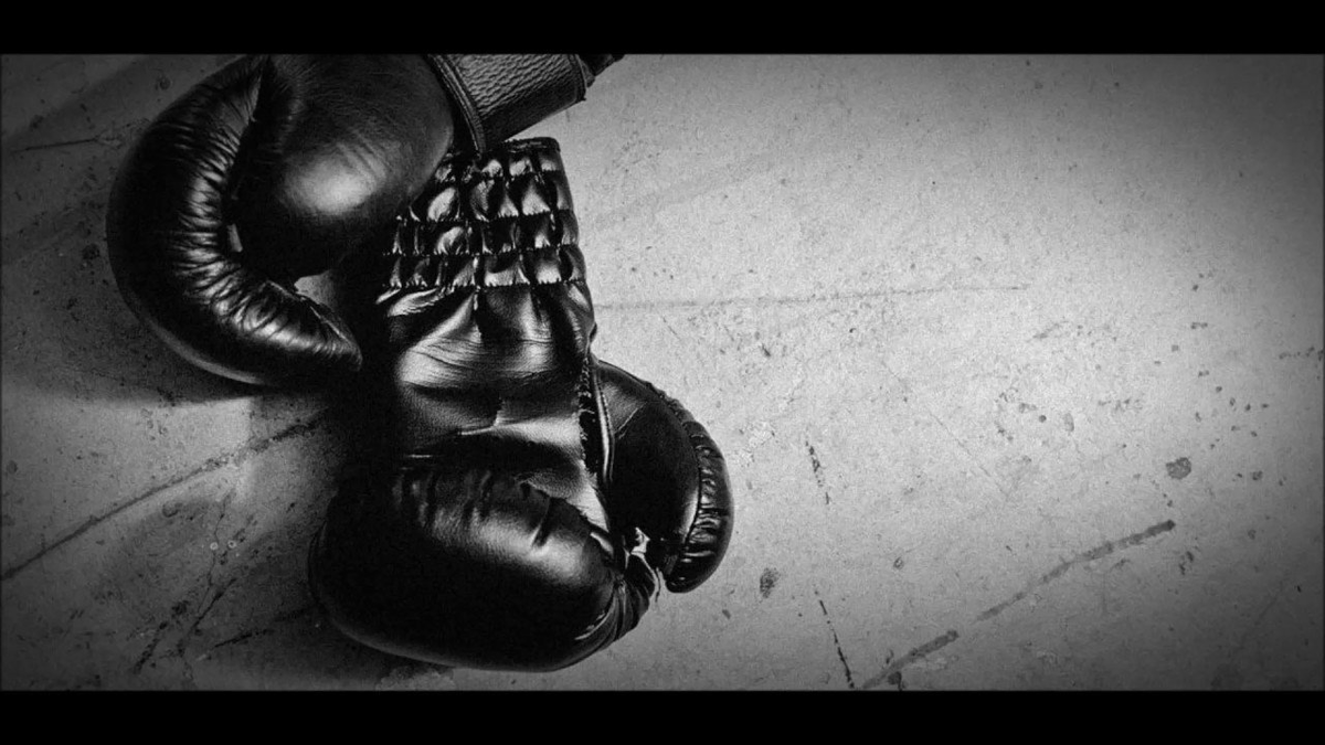 Первых и единственных соревнований по боксу.