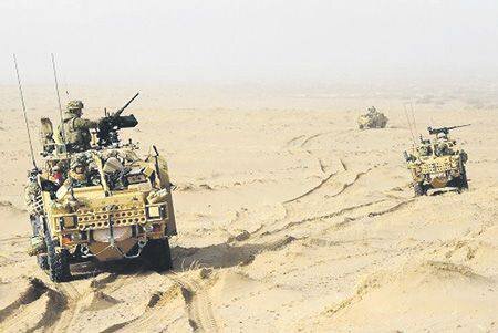 Еще осенью прошлого года английские СМИ, ссылаясь на информацию из британского военного ведомства, сообщали что бойцы САС, действующие на территории, занятой ИГ, в западных районах Ирака, уничтожают ежедневно до восьми боевиков-исламистов. И это только статистика, которую дают рейдовые группы, чья задача уничтожать живую силу противника снайперским огнем. Есть еще команды, ведущие разведку противника визуальным наблюдением с помощью оптики и БПЛА. Их данные используют ВВС США, Британии, Франции, Турции и стран Персидского залива (чья военная авиация участвует в операции альянса) для корректировки ударов боевым объектам и позициям войск ИГ с воздуха.
