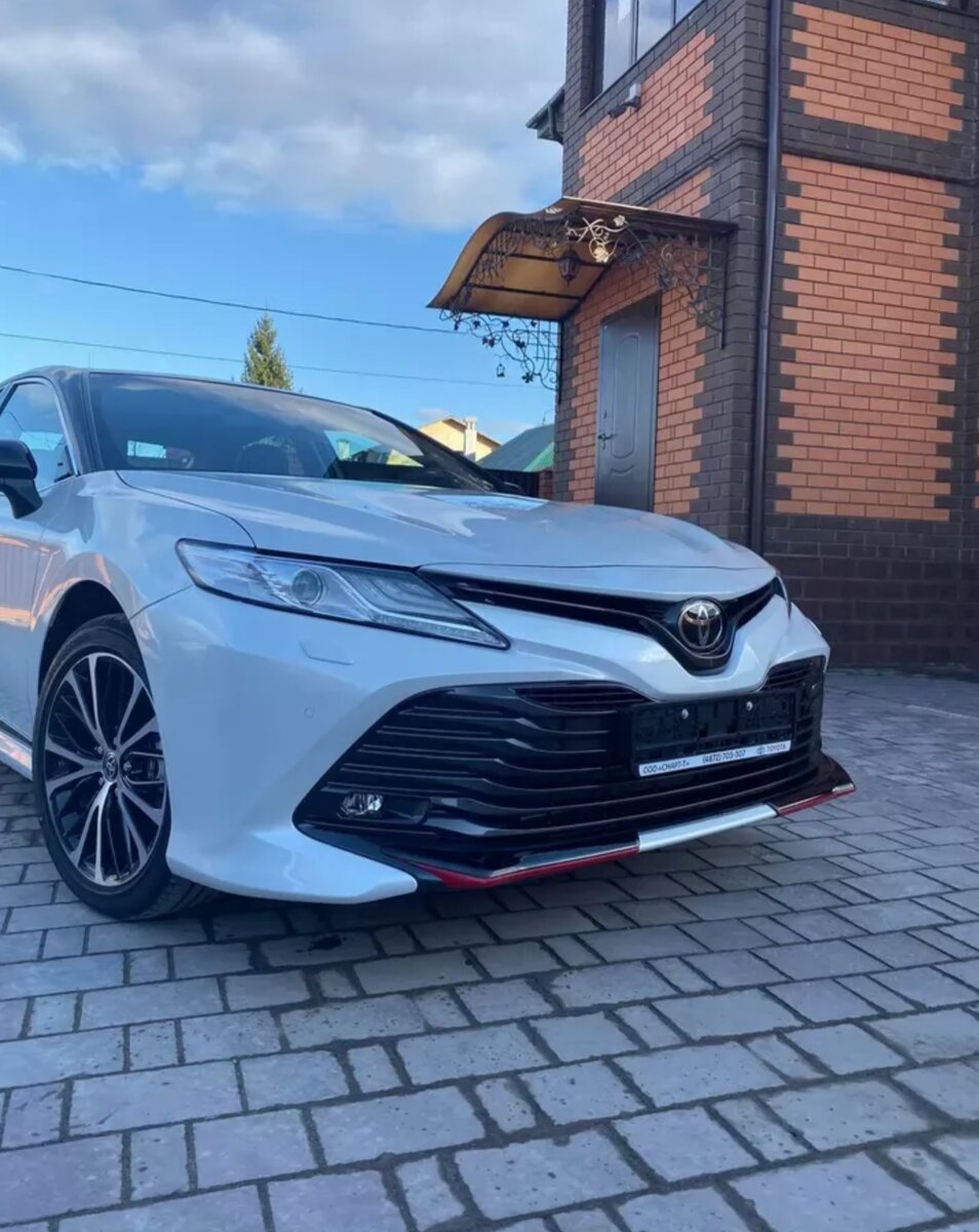 Тип кузова-  Седан