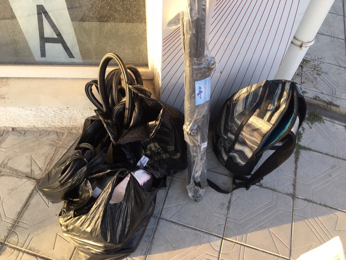 Первая поездка на авторынок. И таких было еще полтора десятка...