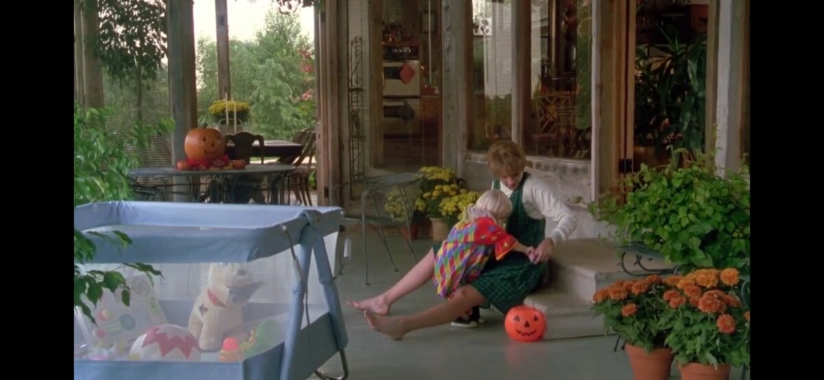 Здесь и далее-скриншоты из фильма "Стальные магнолии"