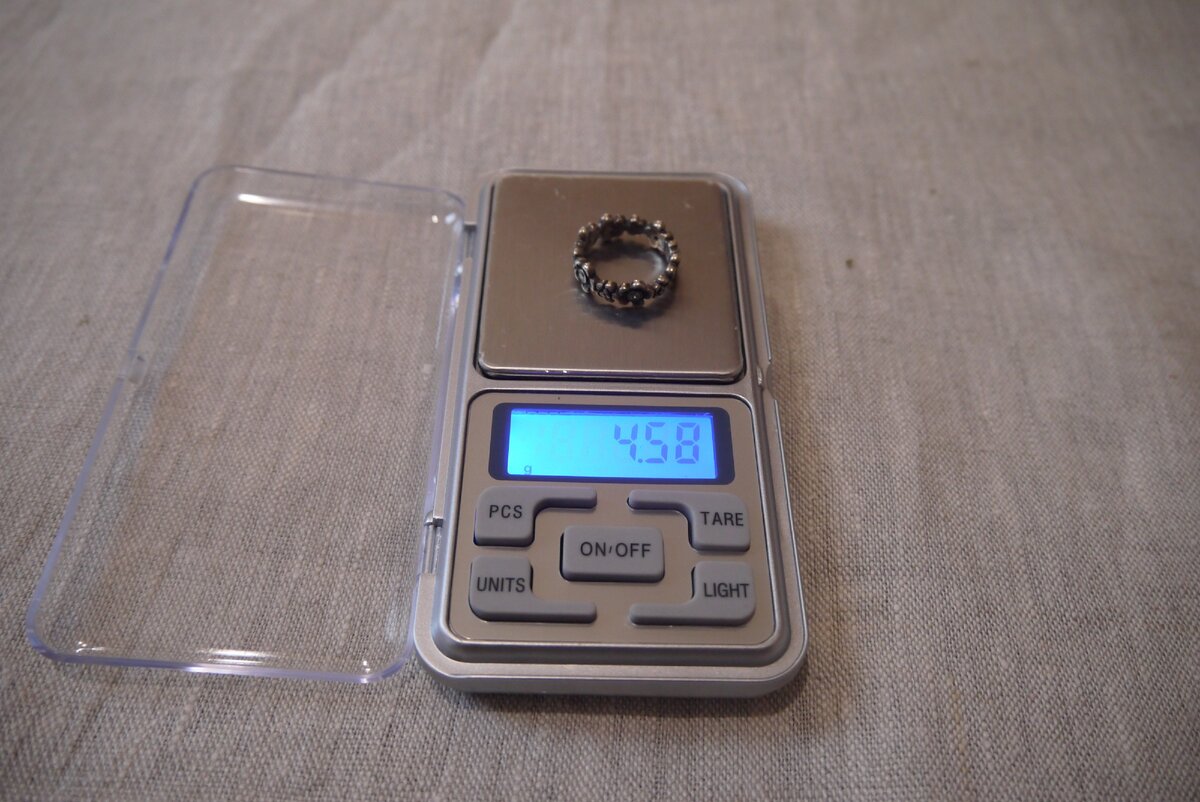 Серебряные потеряшки на пляже