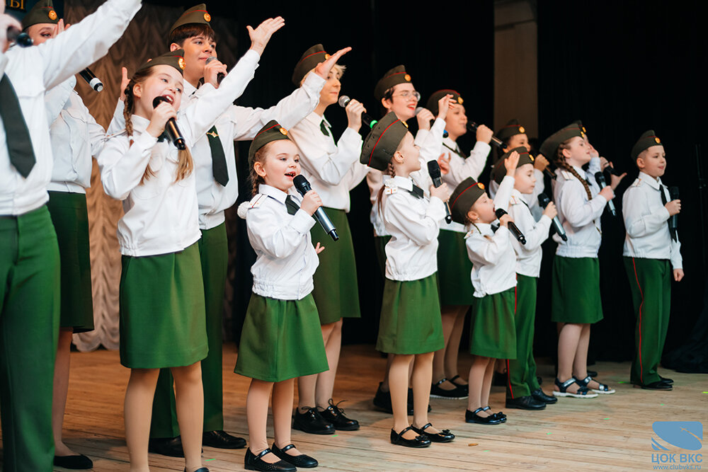 Творческая группа ЦОК ВКС приняла участие в праздничном концерте, посвященном Дню защитника Отечества