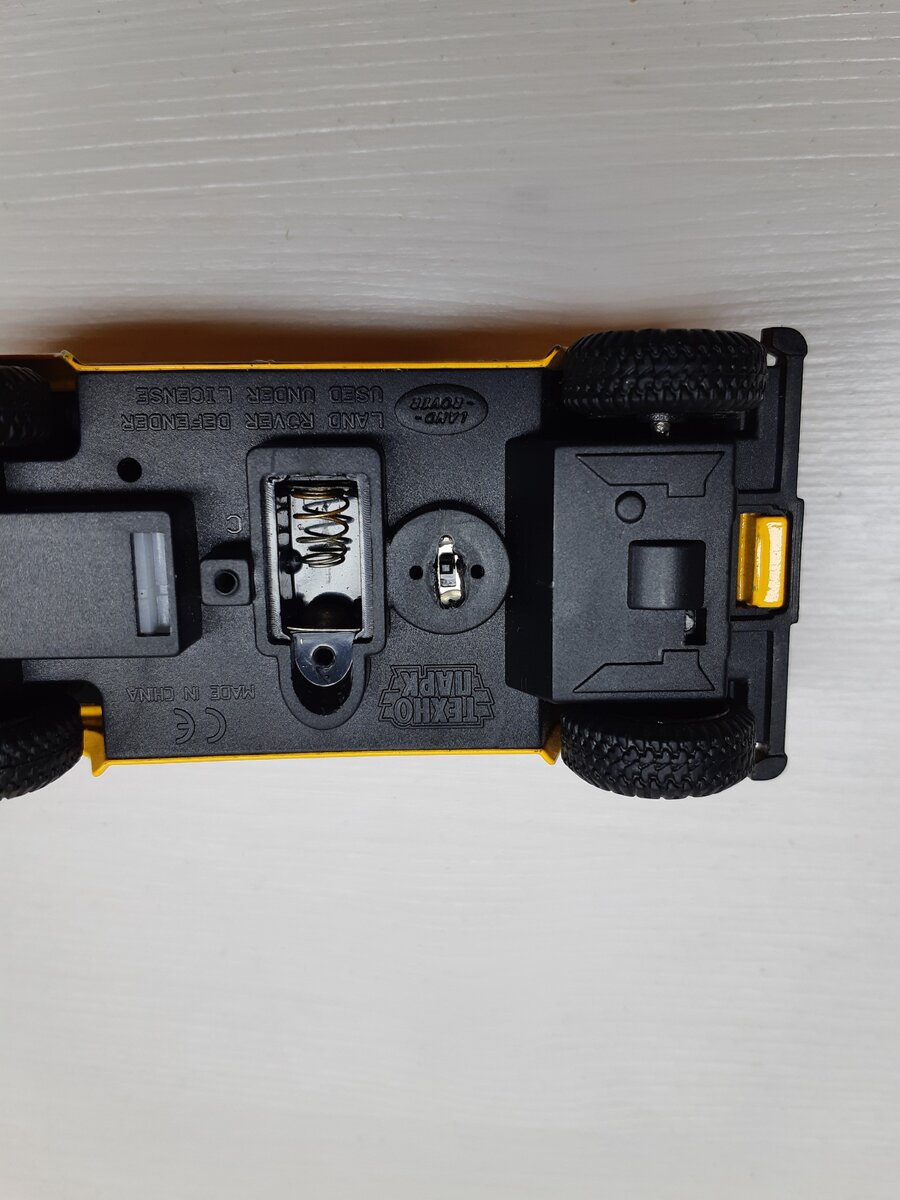 Отсек был без металлических частей