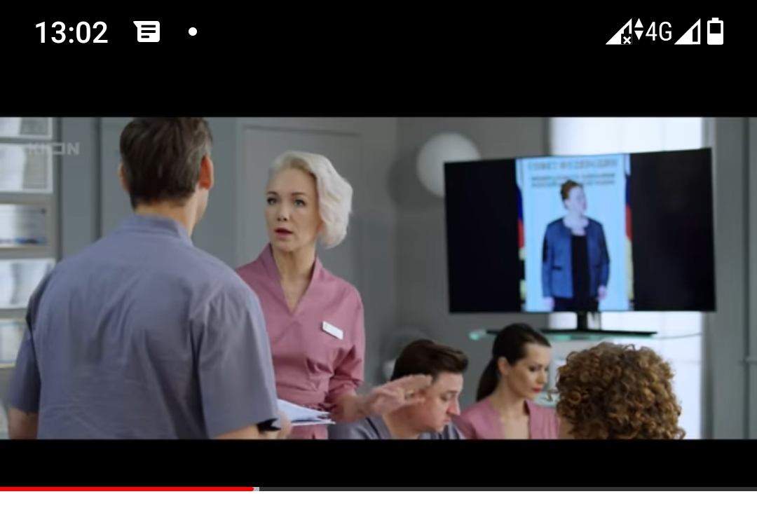 Кадры из сериала " Клиника счастья"