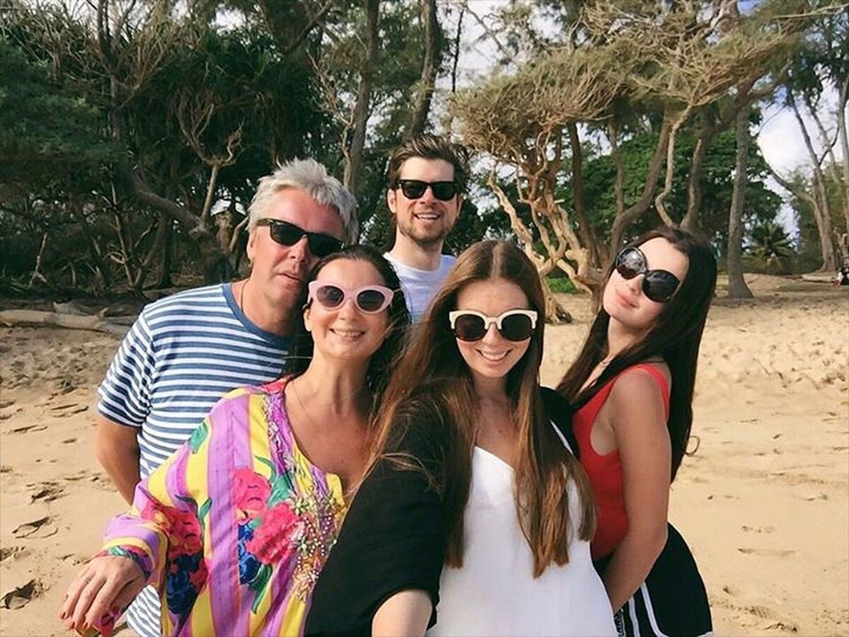 Большое и дружное семейство Стриженовых