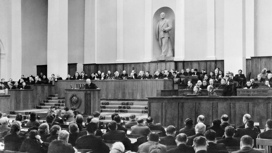Речь Хрущева на XX съезде КПСС привела к расколу в дружбе КНР и СССР.