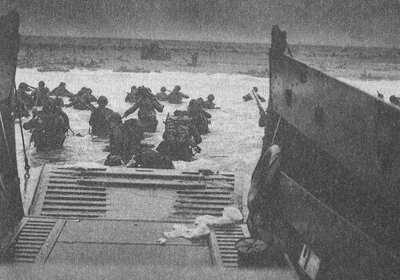 Высадка союзников в Дюнкерке. 1940 г. Они еще не знают куда вляпаются. 
