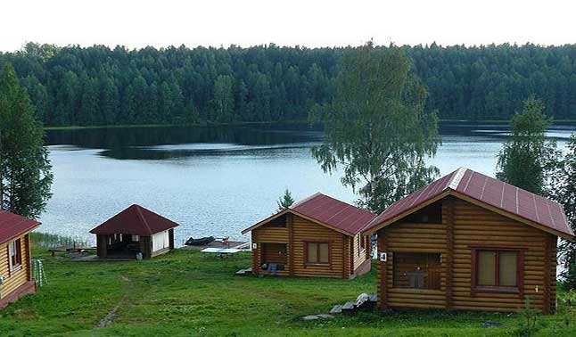 Отдых в Карелии — база отдыха на острове в Онежском озере.