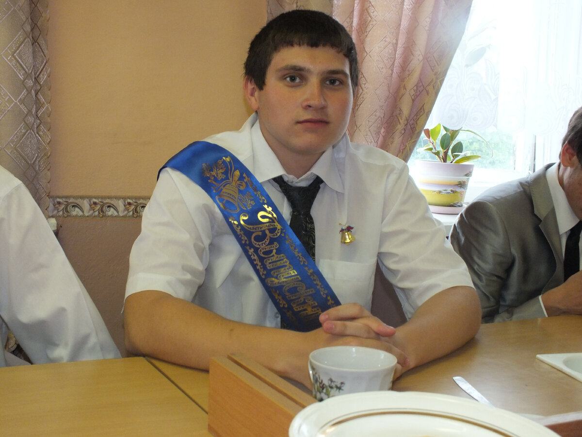 Из личного архива. Последний звонок в 11 классе, 2013 год
