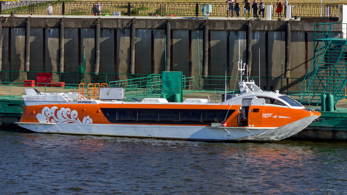     В Ростовской области на покупку одного пассажирского корабля «Валдай» выделили 177 миллионов рублей, сведения об этом появились на портале закупок.