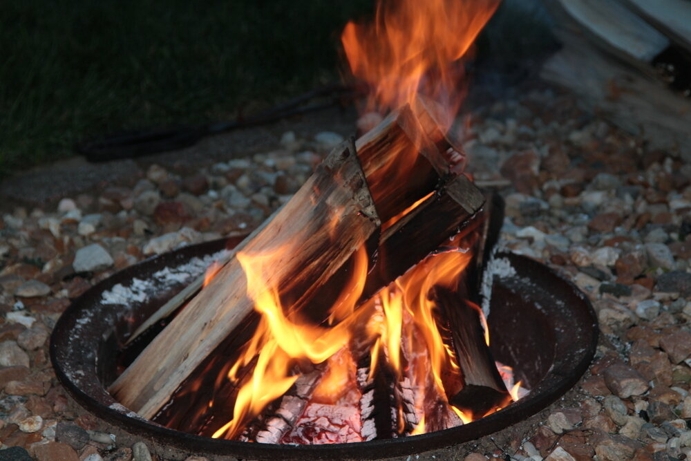    Место для костра должно быть безопасным