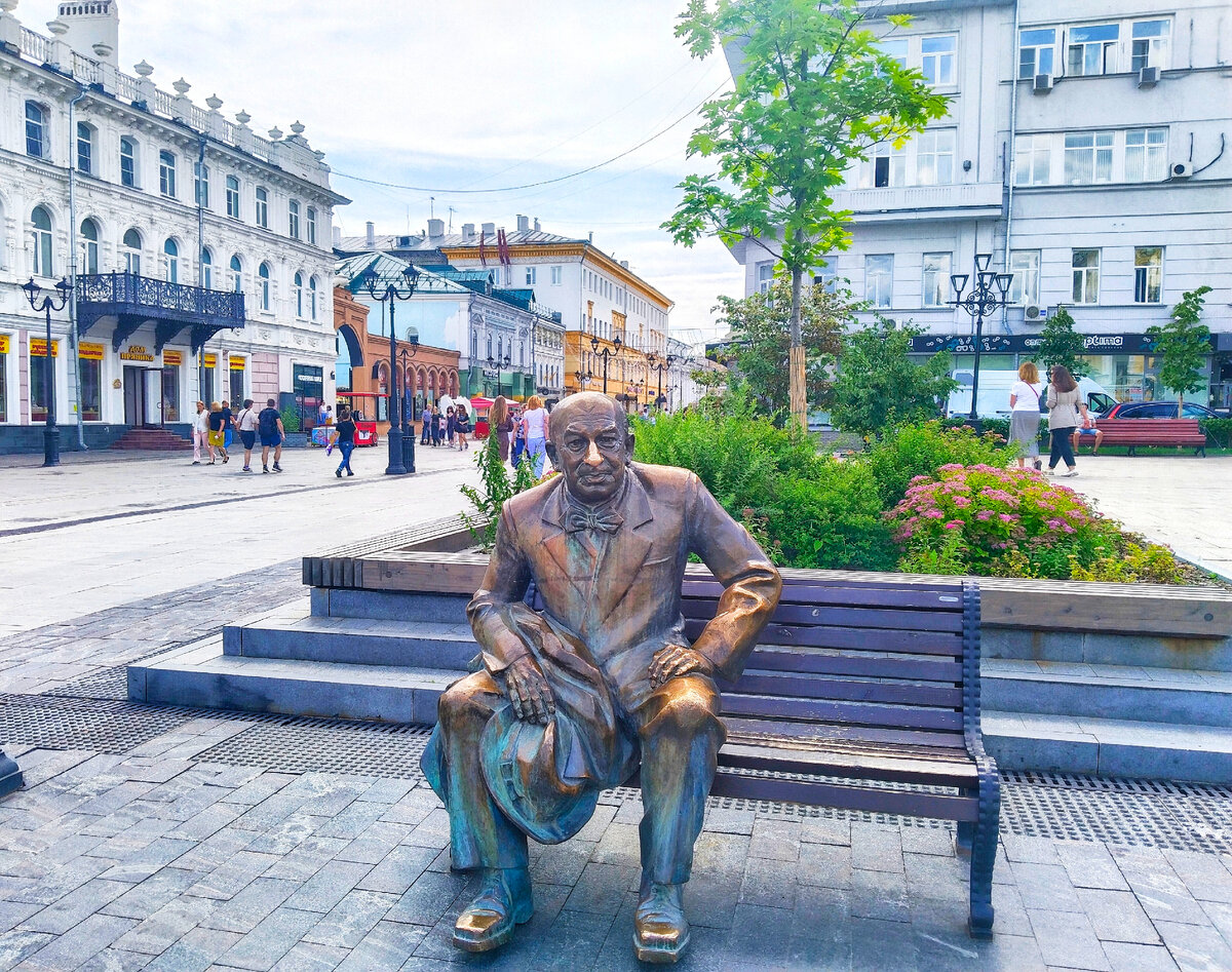 памятник евстигнееву в нижнем новгороде фото