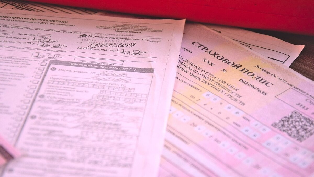     Женщину из Удмуртии осудили за мошенничество с недействующими страховыми полисами. Ущерб потерпевшим составил более 1 млн рублей.