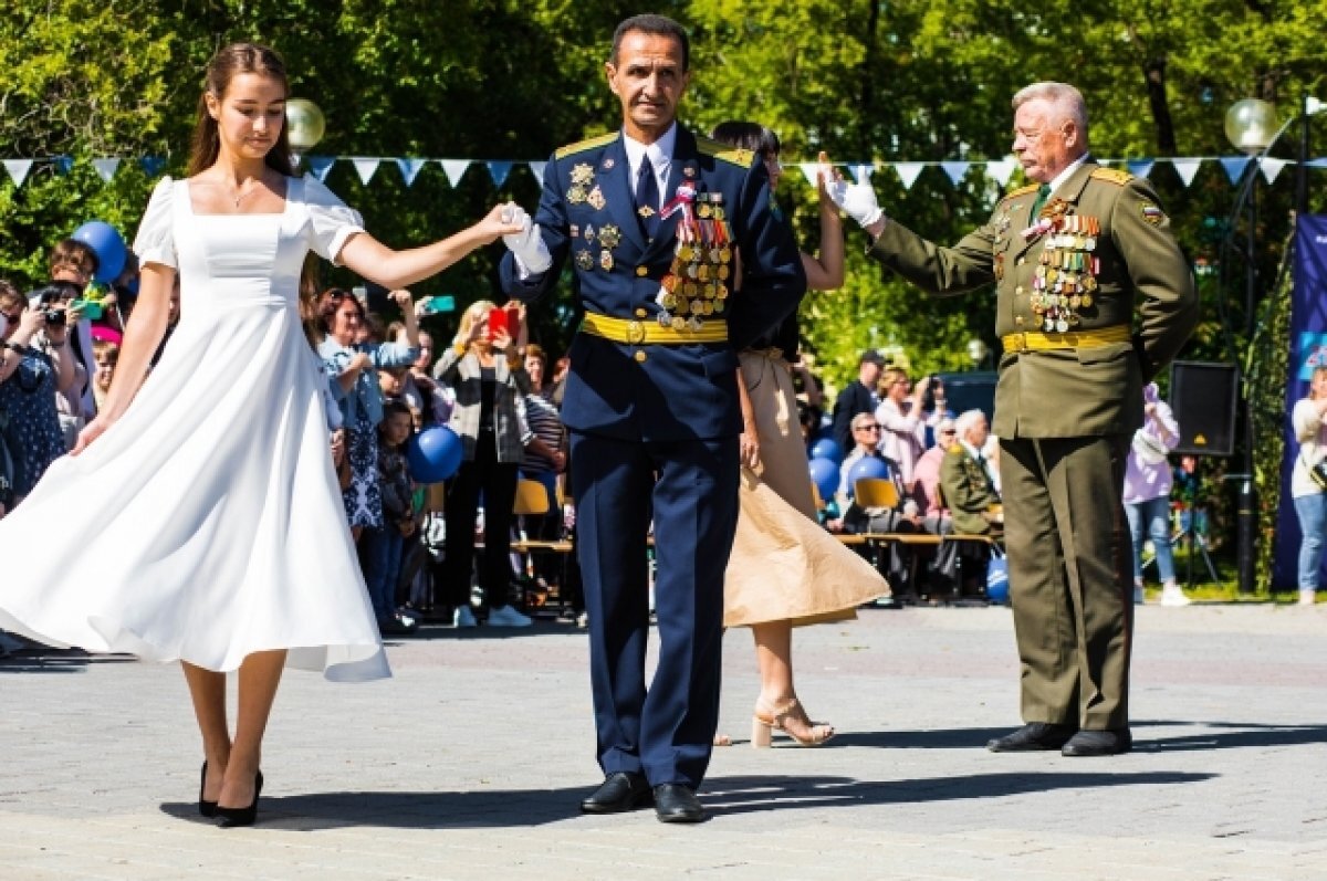    В Тюмени 21 августа станцуют Офицерский вальс