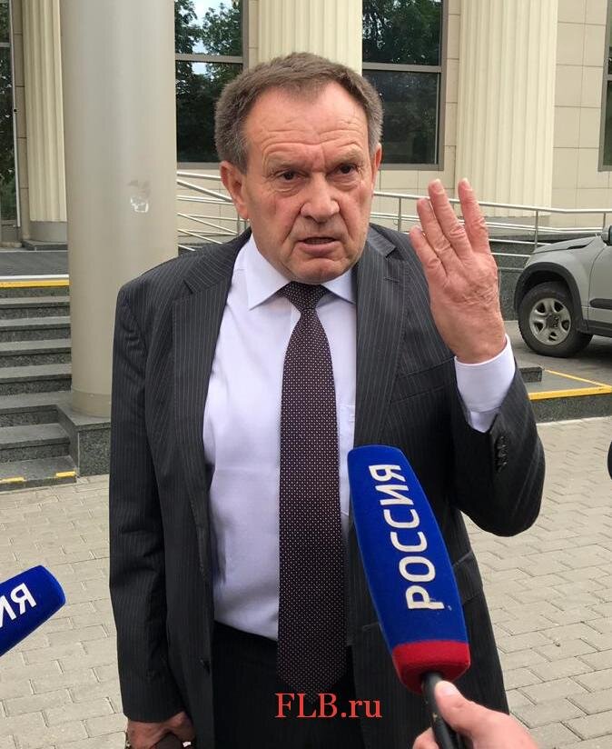 Адвокат В. Семенцов