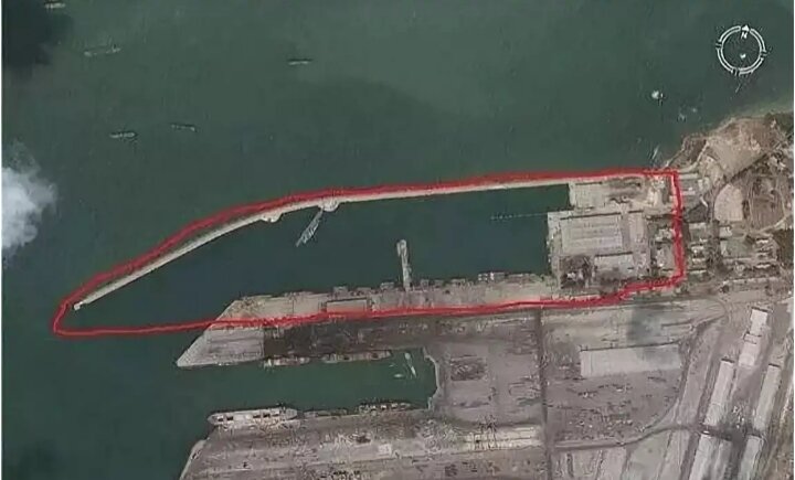 Часть порта в  Тартусе-территория 720-го ПМТО (Материал из открытых источников)