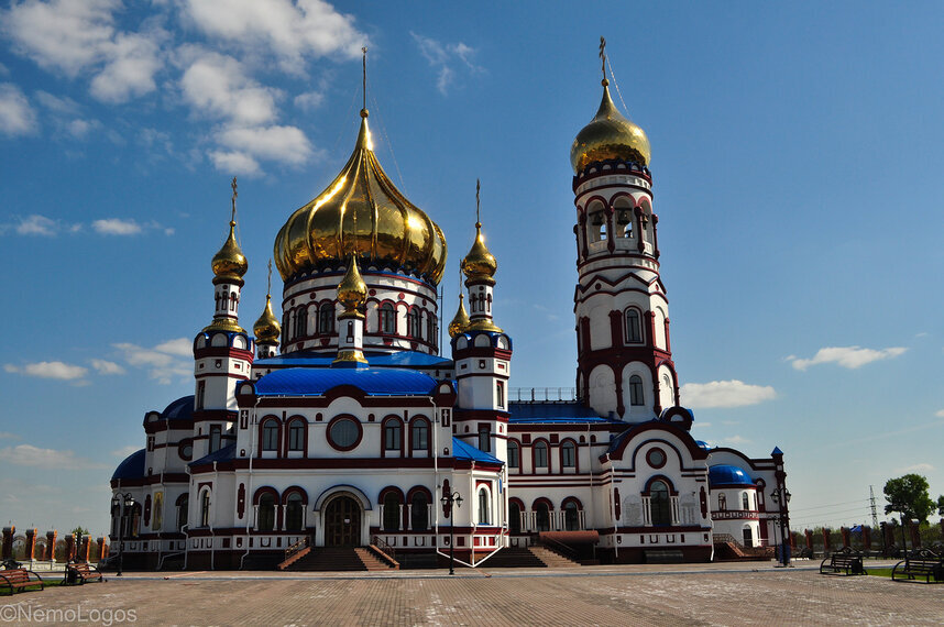 Собор Рождества Христова - крупнейший храм Кузбасса. Источник: https://nemologos.livejournal.com/67767.html
