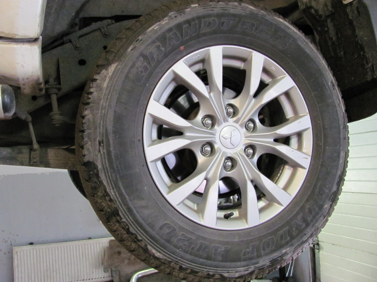 Можно загнать к друзьям на подъемник