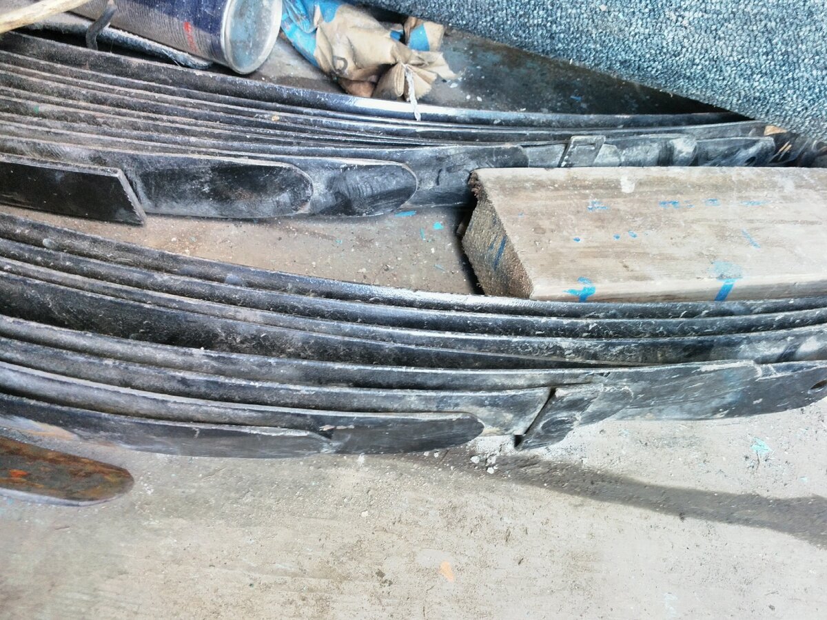 "Новые", без крепежных железок...