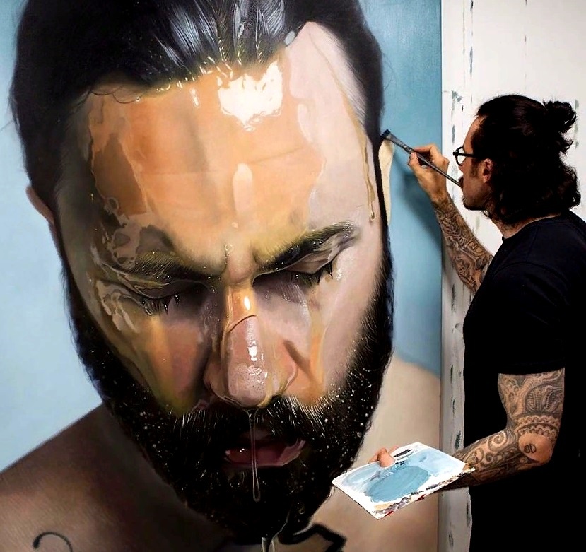 Майк Даргас