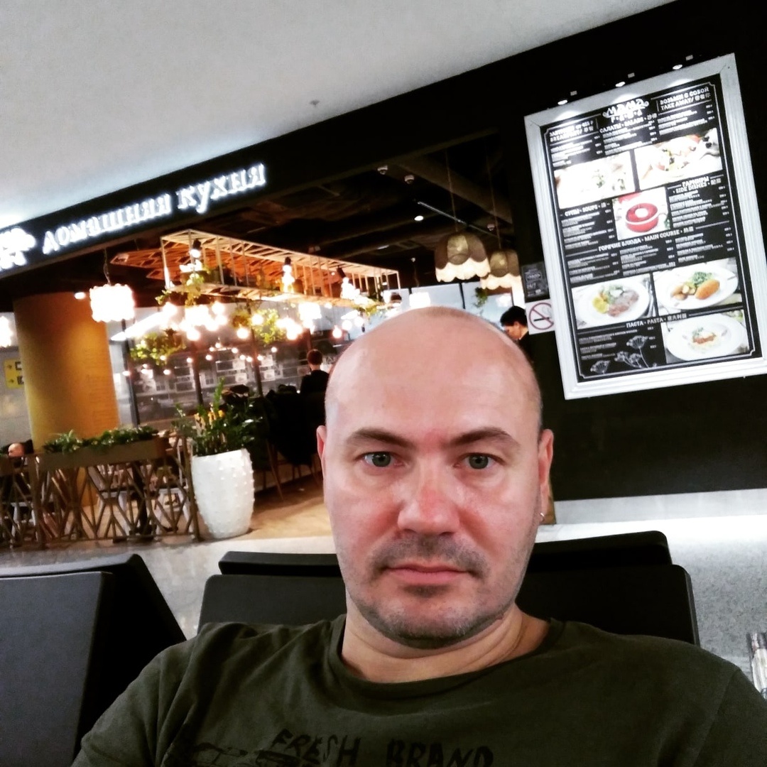 Психолог, специалист по профориентации взрослых Егор Смирнов