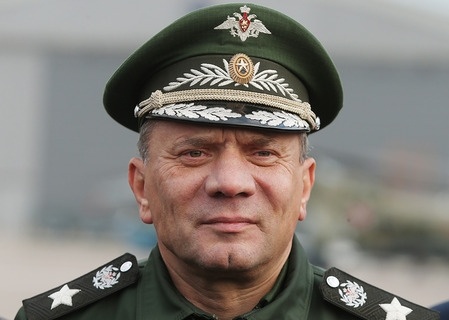 Фото с просторов интернета. Борисов - вицепремьер и генерал. Народ должен знать своих героев! 