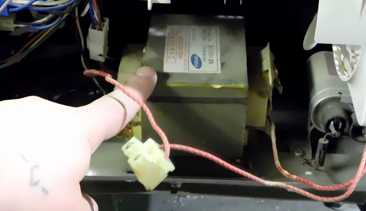 Делаем сварочный аппарат из микроволновки своими руками