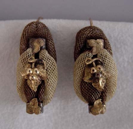 Серьги из волос (1870 г.) 
