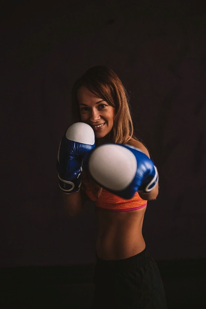 Я ушла со стабильной работы и теперь работаю практически сама на себя. Я сама себе директор и режиссер