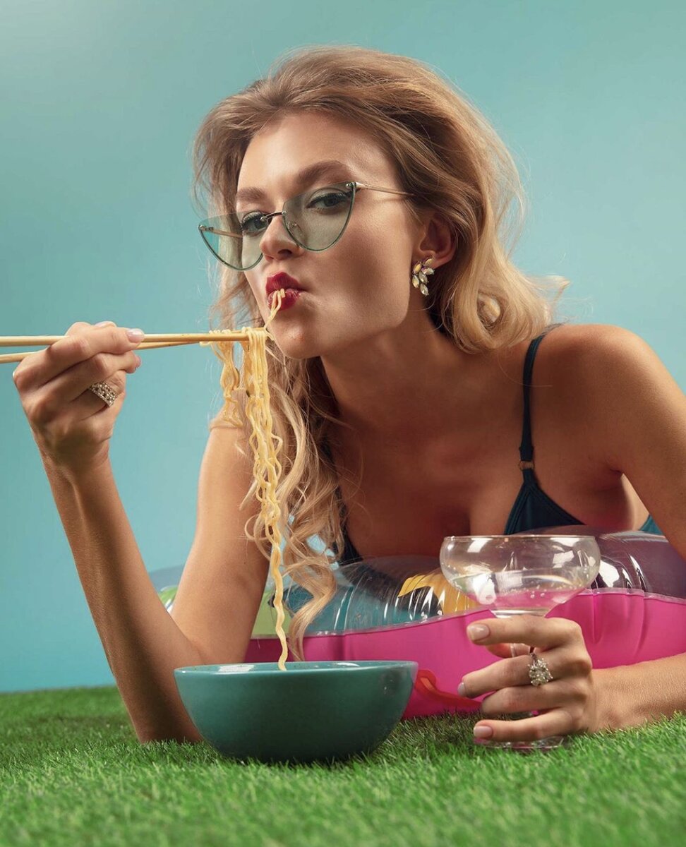 Полина Батычек, Модель, дизайнер.