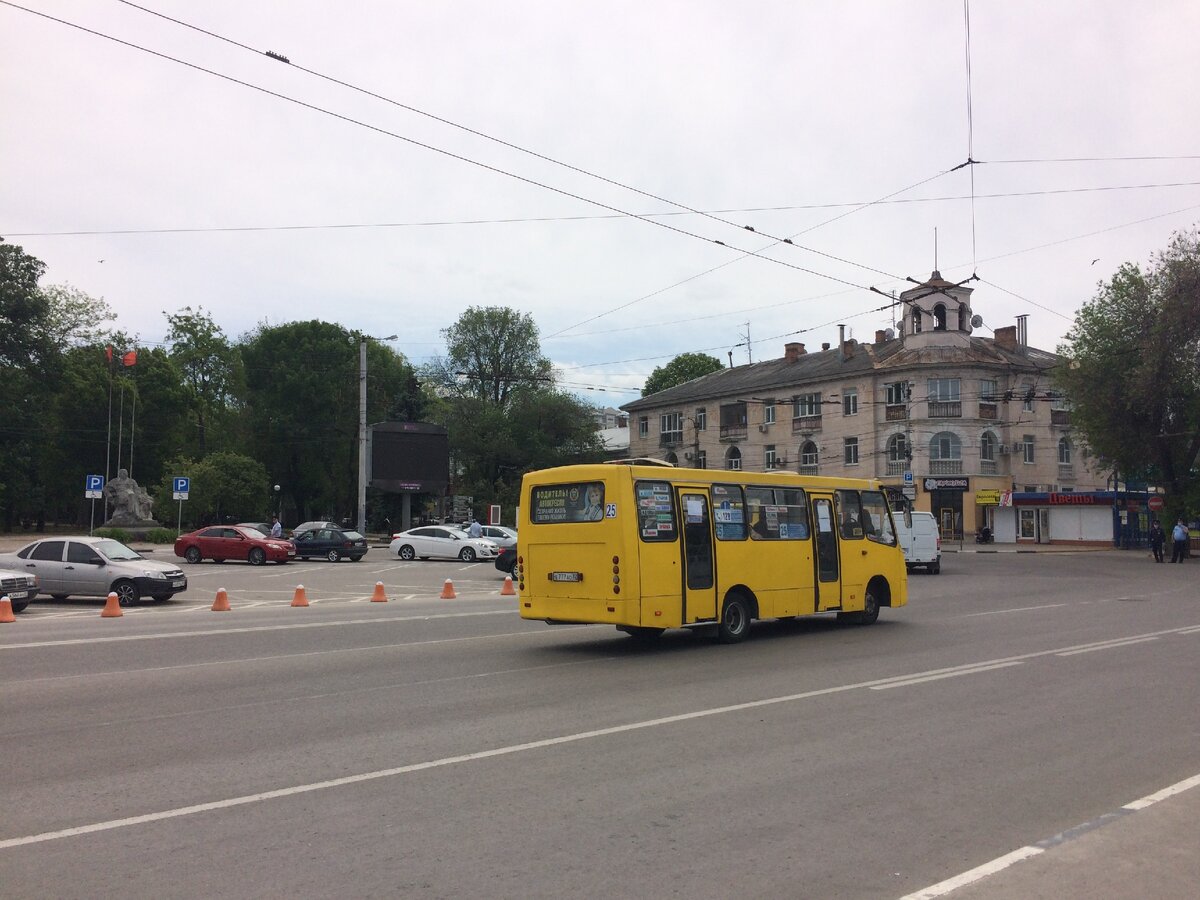 Автобусы на маршрутах