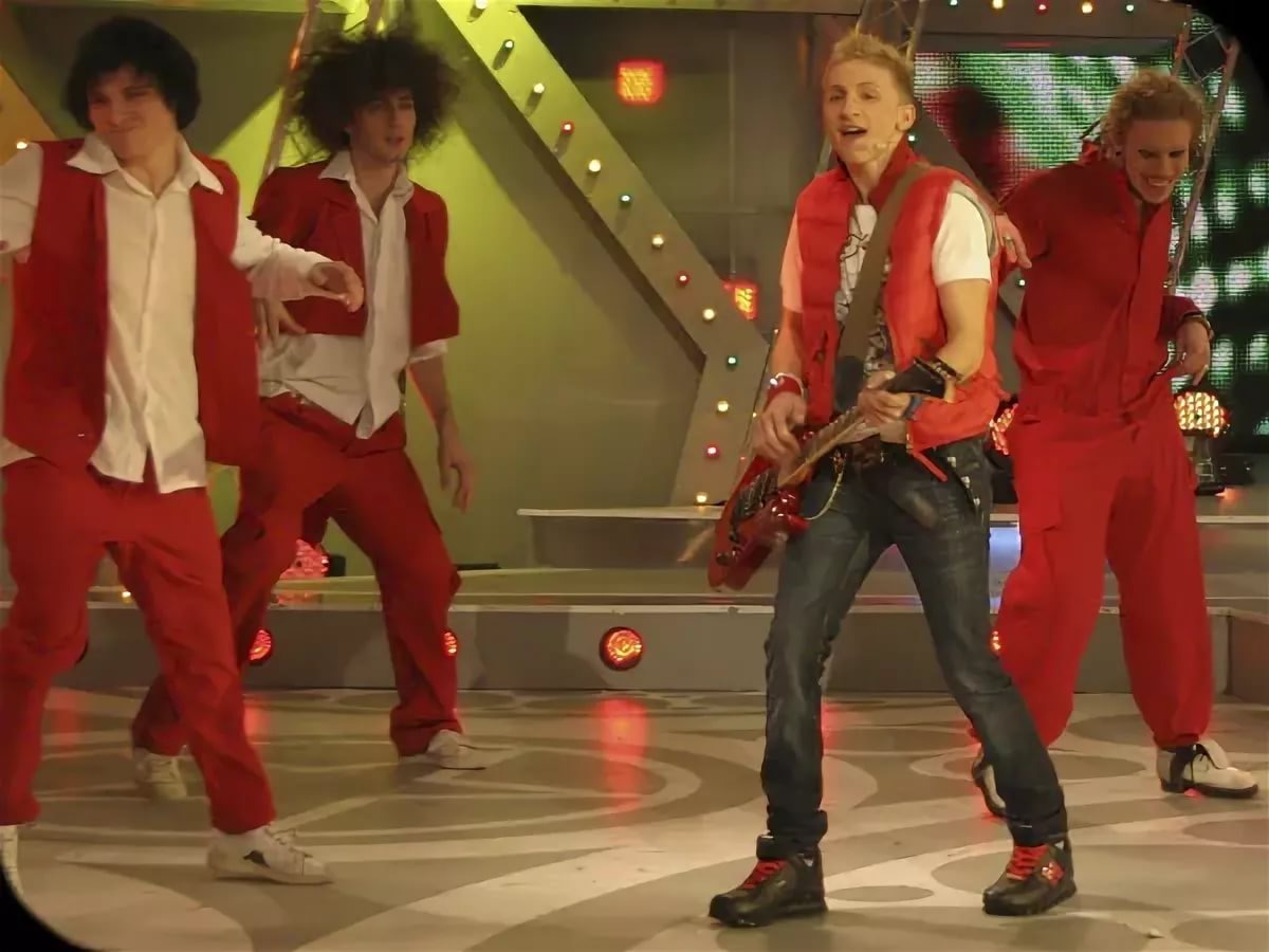 Женя на одном из выступлений на "Фабрике Звезд"