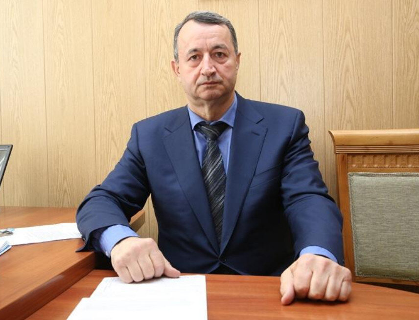 На фото: Шейхрагим Магомедрагимович Рагимов.