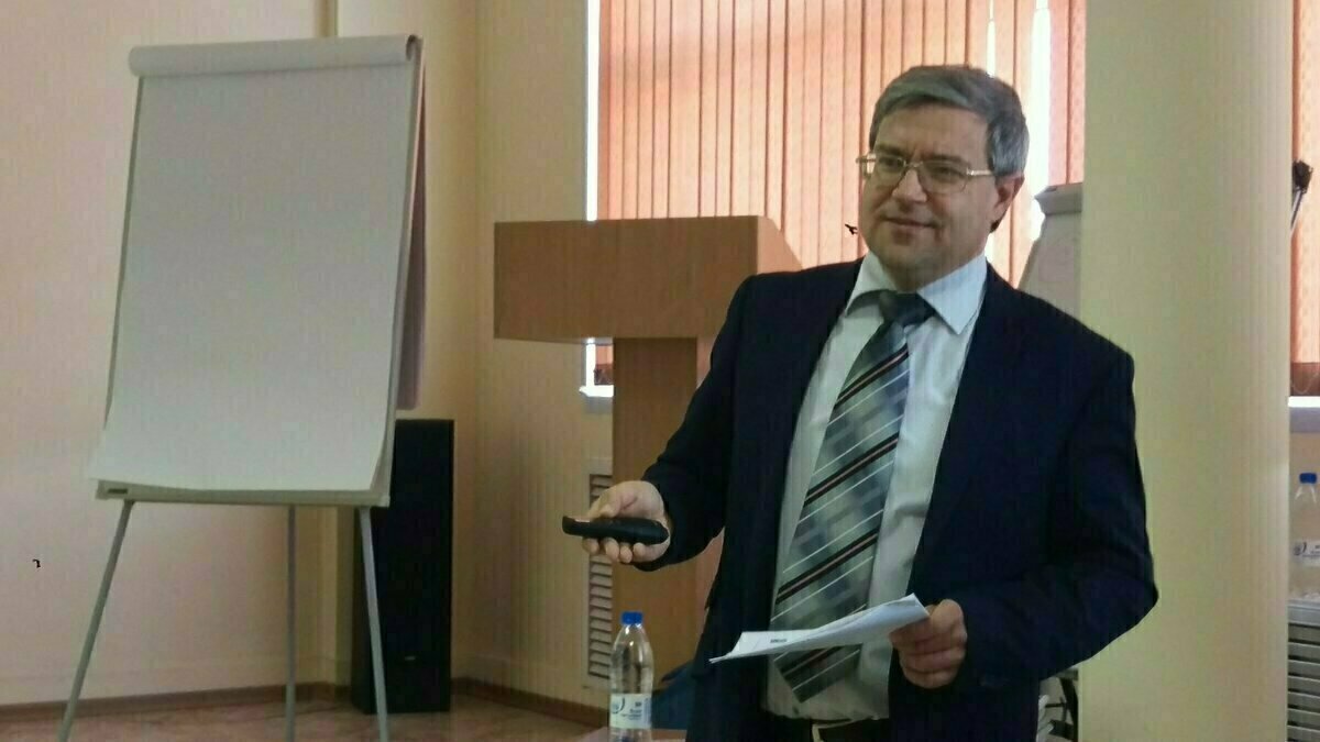 Евгений Федорович Ларин, Общественный омбудсмен по защите прав самозанятых в Оренбургской области. Пишите в телеграмм +7 987 87 52746 +7 987 87 LARIN