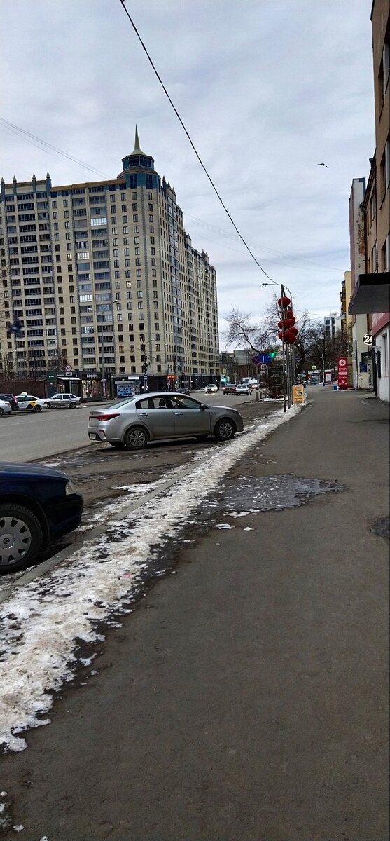 Снега почти нет